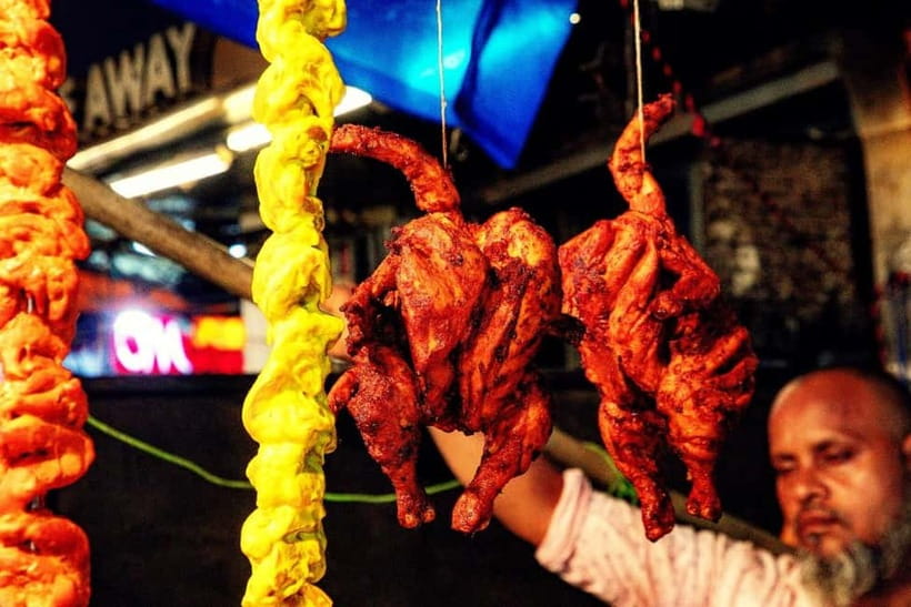 Mumbai: Street Food and Night Markets Tour - Moving through Mumbai by train, foot, and taxi