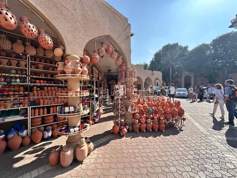 Muscat : Explore Nizwa Fort and Souq Jebel Akhdar - Nizwa Souq: a quick look at everyday trade