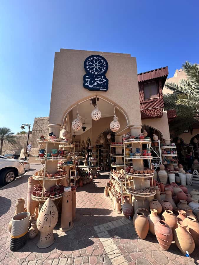 Muscat : Explore Nizwa Fort and Souq Jebel Akhdar - Price, group size, and what you receive