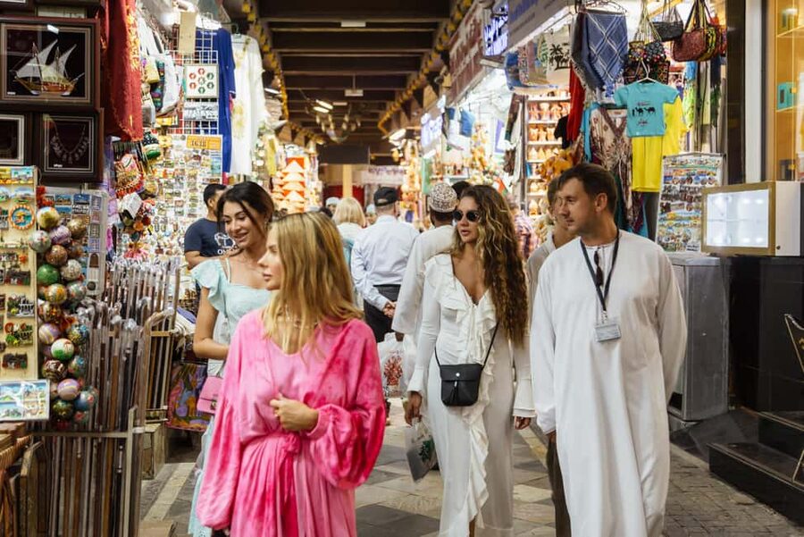 Muscat: Guided Walking Tour of Corniche, Souq & Mutrah Fort - Why this short Muscat tour works