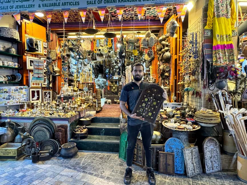 Muscat: Guided Walking Tour of Corniche, Souq & Mutrah Fort - Timing, clothing, and walking comfort