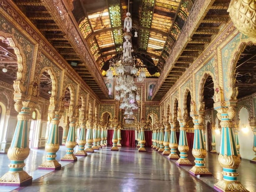 Mysore: Palace, Art Gallery & Devaraja Market Walking Tour - Why this Mysore walking tour works