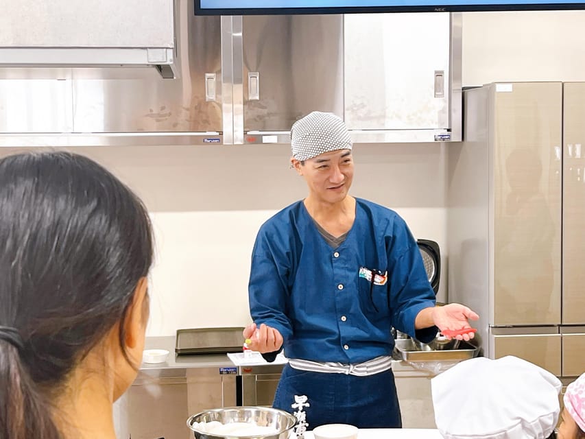 Naha Makishi Public Market : Sushi making experience - My final take on the Makishi Market sushi class
