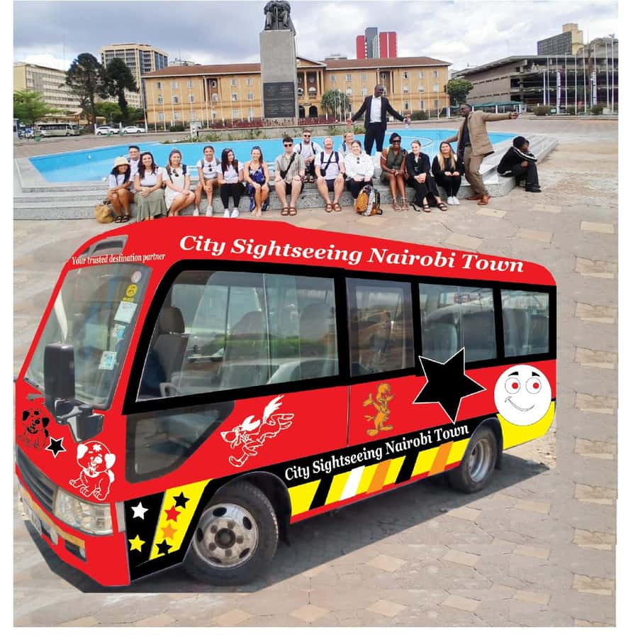 Nairobi: Hop on Hop off and Maasai market Collections Visit - Starting at the National Museum of Kenya