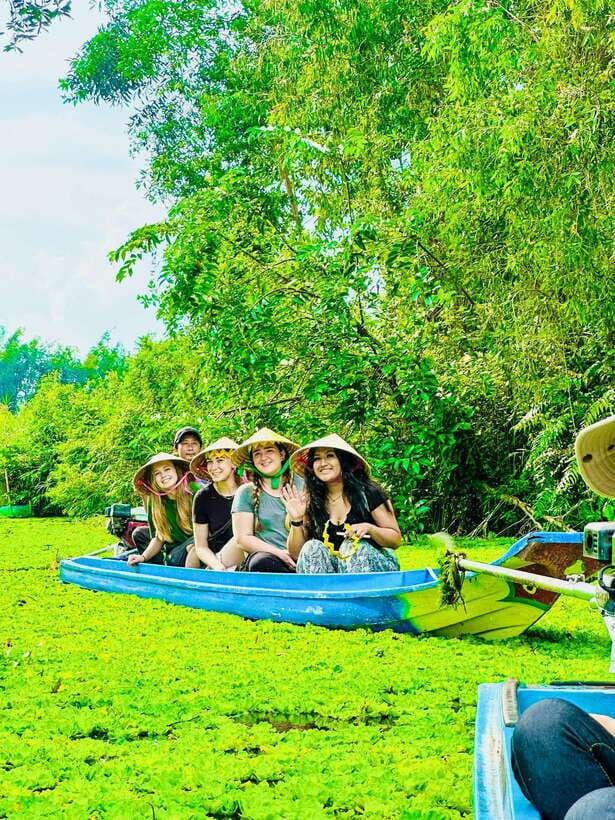 Nature reservation and Floating Market - Why this Mekong day is different