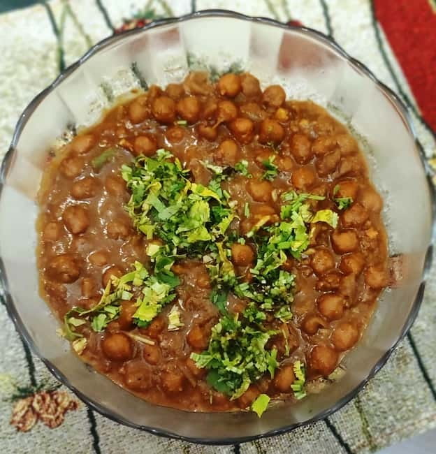New Delhi: Traditional Indian Cooking Class & Market Visit - Meeting Lubna in Friends Colony East