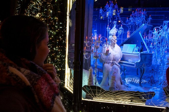 New York City Christmas Holiday Lights and Markets Walking Tour - Timing, walking, and practical comfort