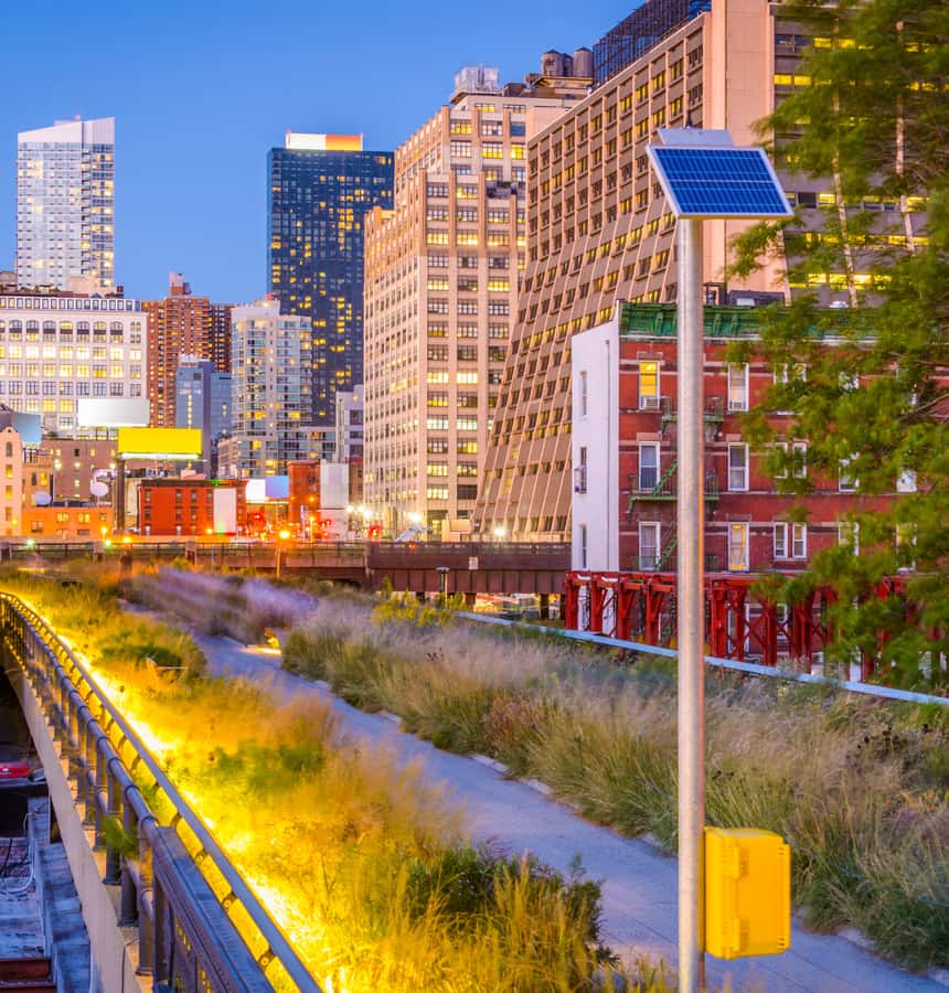 New York City Walk Tour HighLine Chelsea Market West Village - Starting at Madison Square Garden and reaching Hudson Yards