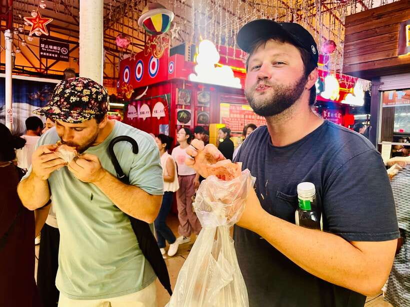 Night Market Haggling Adventure with an English Guide! - Key points about the evening