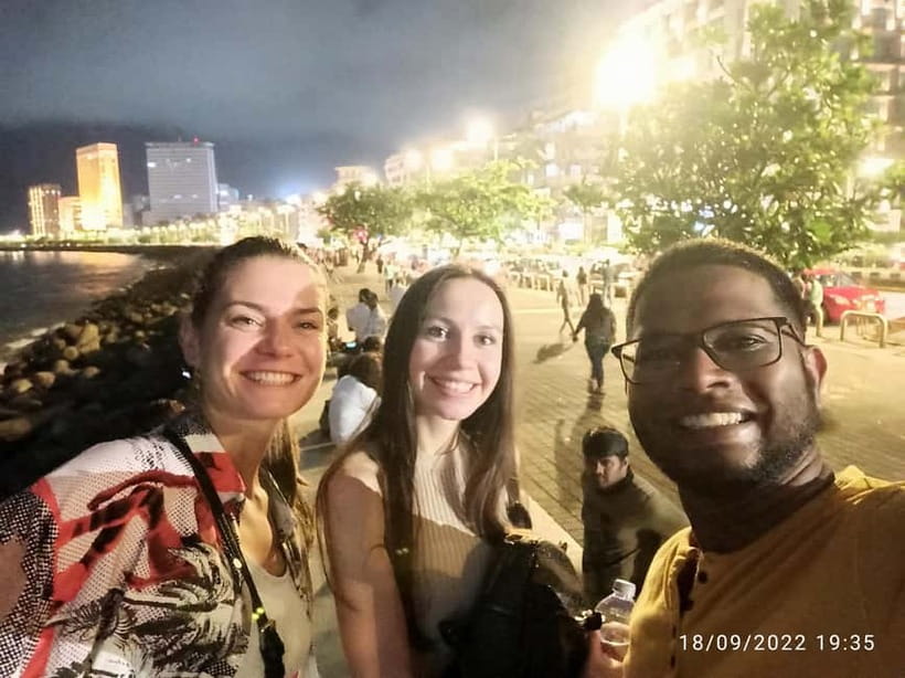 Night Tour: Mumbai’s Nights & Buzzing Bazaars - Oval Maidan and Mumbai’s grand civic buildings