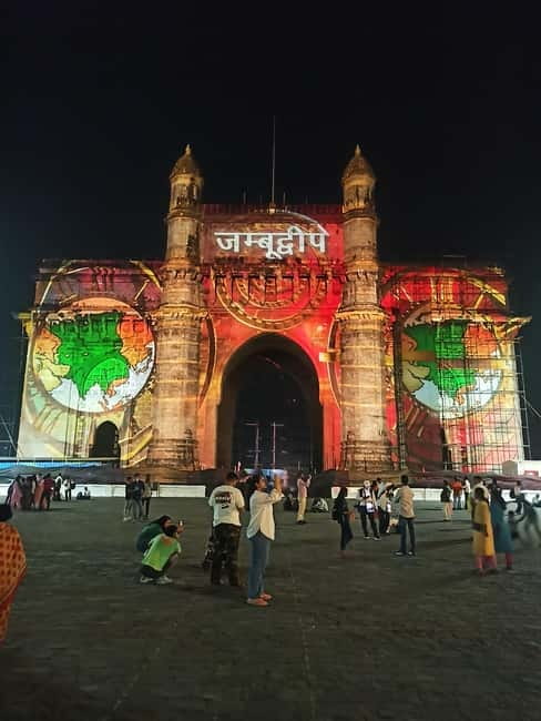 Night Tour: Mumbai’s Nights & Buzzing Bazaars - Hanging Gardens, Kamla Nehru Park, and Dhobi Ghat