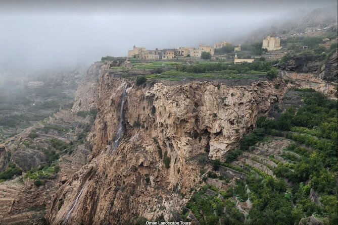 Nizwa Fort-Nizwa Souq-Birkat Al Mouz-Jebel Akhdar - Private Full Day Tour - Transport, timing, and what the price buys