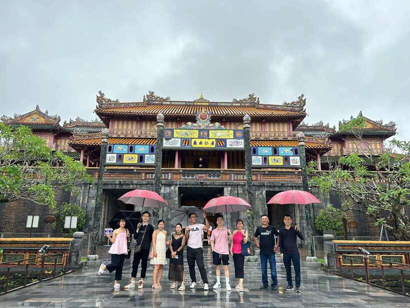 Official Hue: Dragon Boat, Imperial Citadel, & Market tour - A local lunch with spicy bun bo