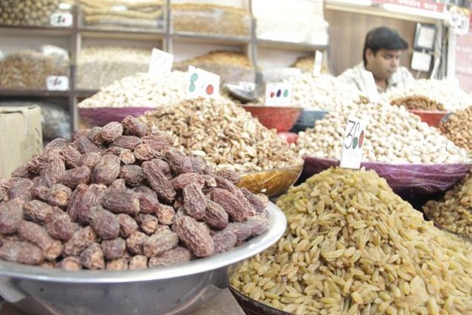 Old Delhi & Spice Market Tour - Fatehpuri Mosque and the Khari Baoli spice market