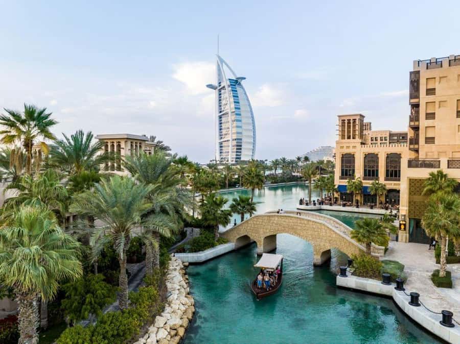 Old Dubai Heritage Tour: Souks, Mosques & more hidden gems! - Abra ride across Dubai Creek