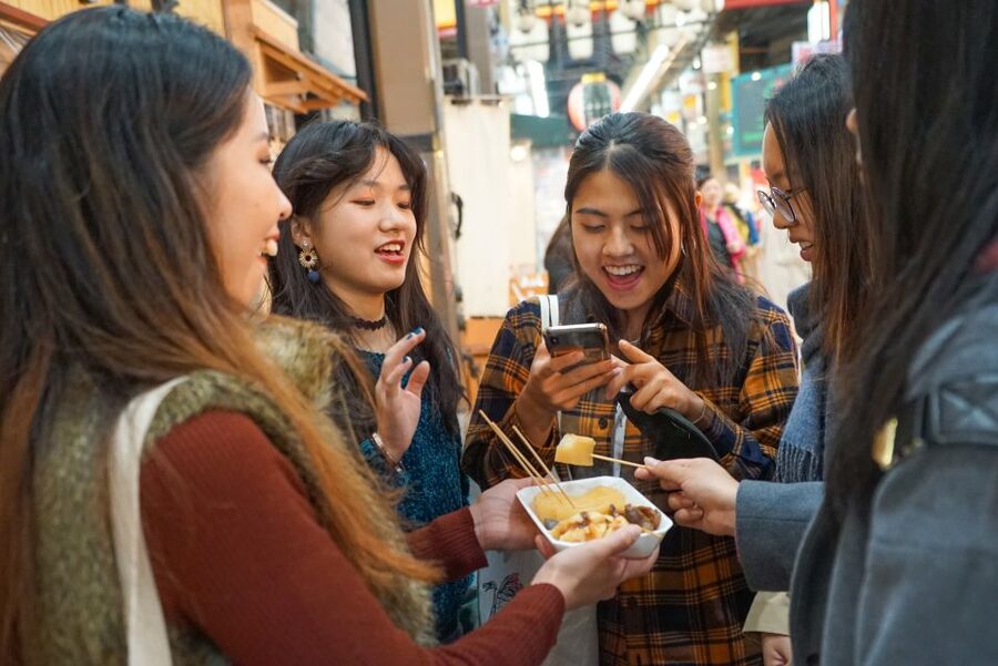 Osaka: Kuromon Market Food Walking Tour (6 stops, 6 tastes) - Why Kuromon Market makes a good first Osaka food stop