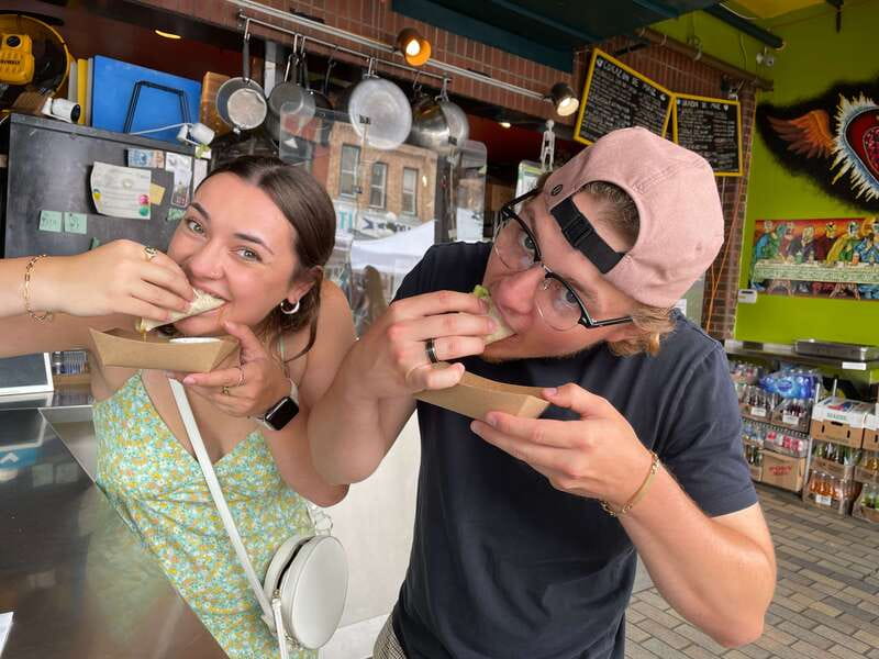 Ottawa: Evening Taste of the ByWard Market Food Tour - Local stories between the bites