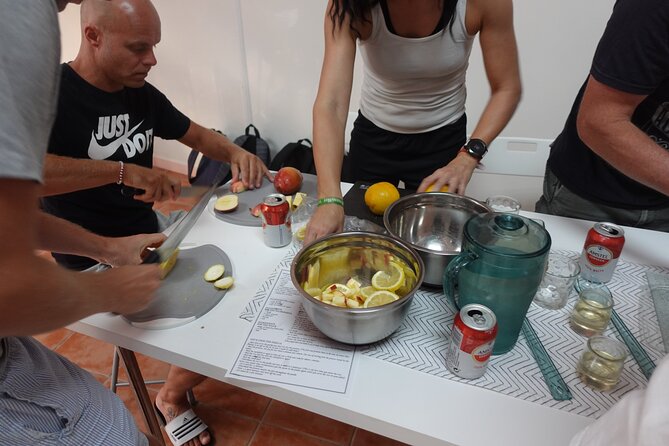 Paella & Sangria Class with Tapas and Market Visit - Meeting at Plaza 25 de Mayo