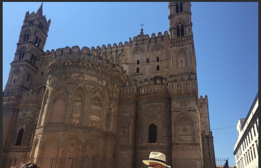 Palermo: Markets and Monuments City Center Walking Tour - Along Cassaro to Quattro Canti