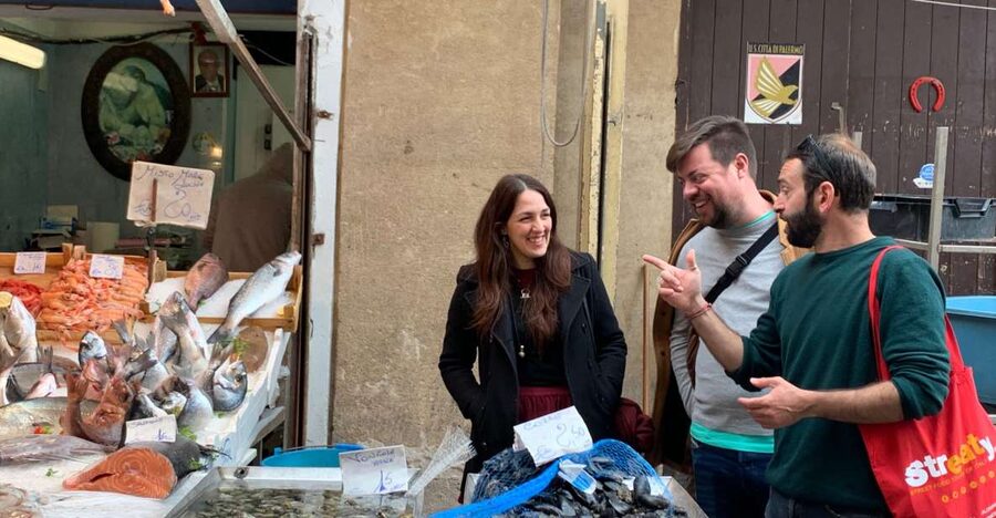 Palermo: Street Food and Local Market Tasting Tour - Walking through Capo and Vucciria