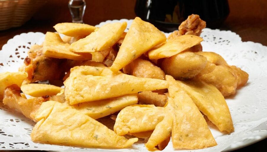 Palermo: Street Food Tour in Ballarò and Vucciria Markets - Why Alessandro’s storytelling matters