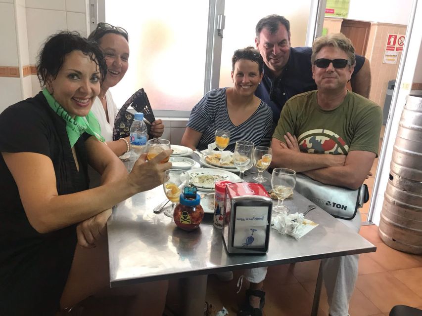 Palma: 2.5-Hour Chinatown Market Tour - The market: fresh food and everyday commerce