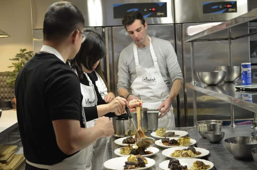 Paris: Evening Cooking Class with Optional Market Visit - Key points to know before booking