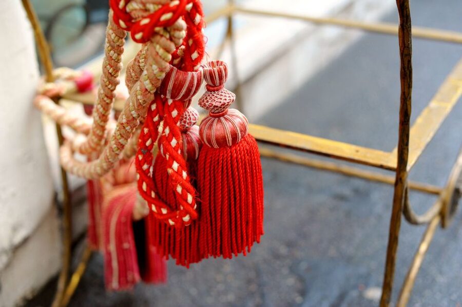 Paris: Flea Market Insider's Tour in Extra-Small Group - Key points to know before you go