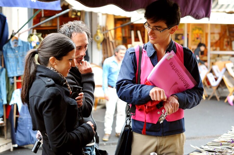 Paris: Flea Market Insider's Tour in Extra-Small Group - Time, comfort, and the rain-or-shine policy