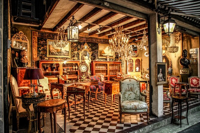 Paris Iconic Saint Ouen Flea Market Small Group Walking Tour - Chez Louisette and the cabaret finish