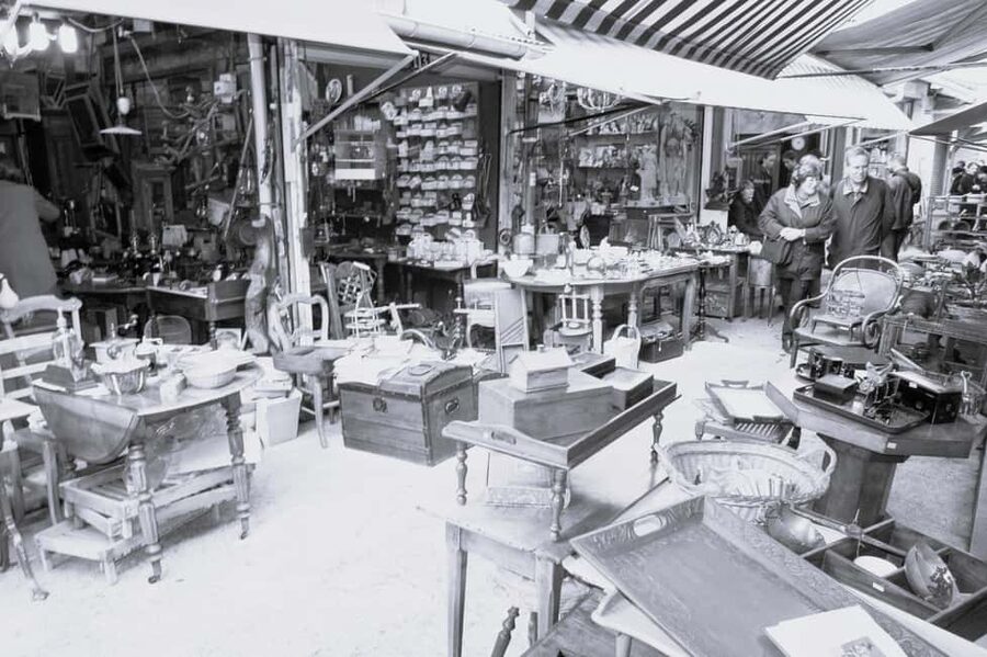Paris: Saint Ouen Flea Market Guided Tour - Marché Biron for furniture, art, and larger pieces