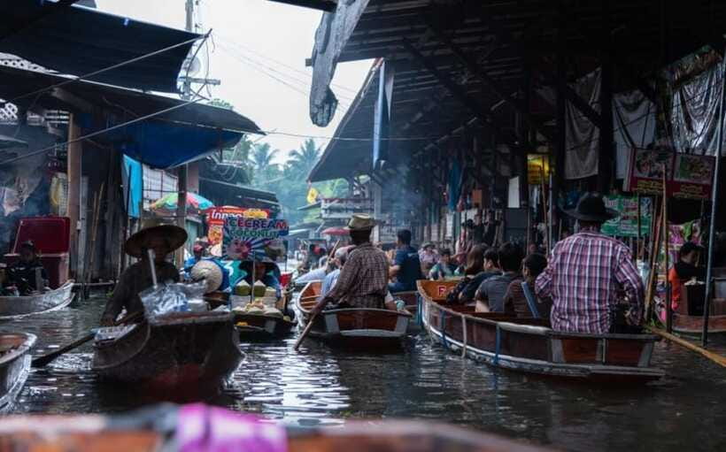 Pattaya: Buddha, Floating Market, Gems Museum Tour & Lunch - Timing, comfort, and what to bring
