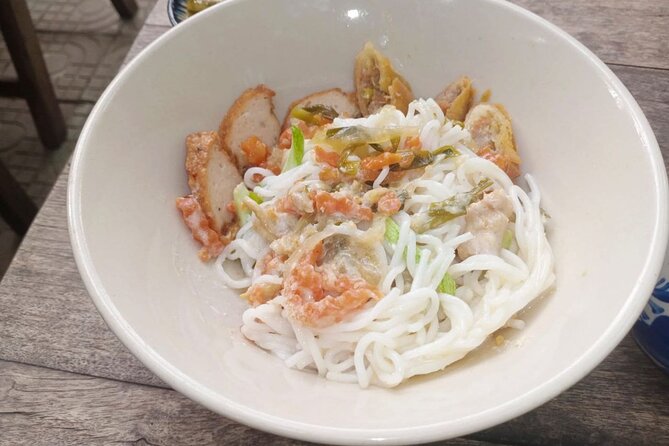 Phnom Penh Local Market & Morning Food Tour Include Drinks - Why a Cambodian breakfast tour is worth your morning