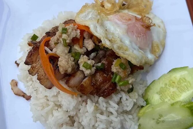 Phnom Penh Local Market & Morning Food Tour Include Drinks - Central Market and beef on the hot stone
