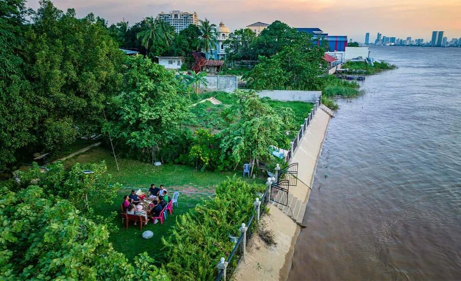 Phnom Penh Morning Foodie & Market Tour by Tuk Tuk - Practical tips before you book
