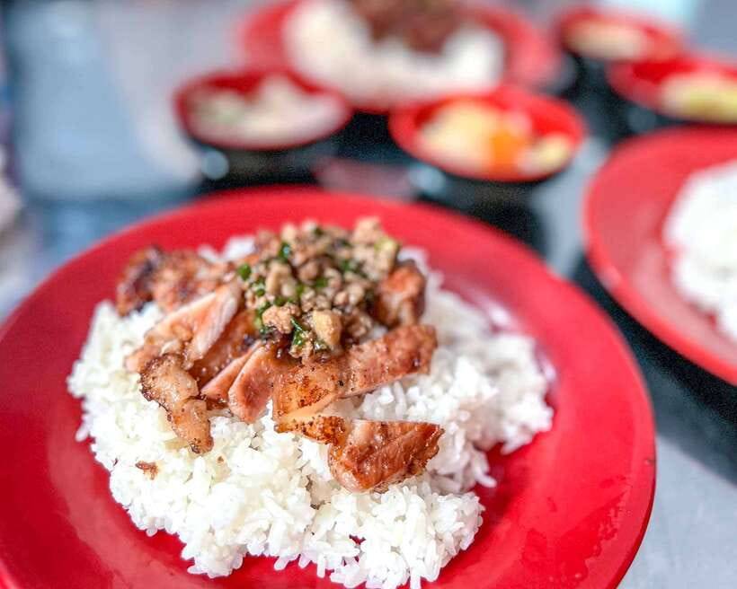 Phnom Penh: Morning Market & Guided Breakfast Tour by Tuktuk - The guides make a real difference