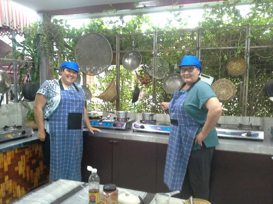 Phuket: Half Day Easy Thai Cooking Class & Local Market Tour - What this Phuket cooking class is really like