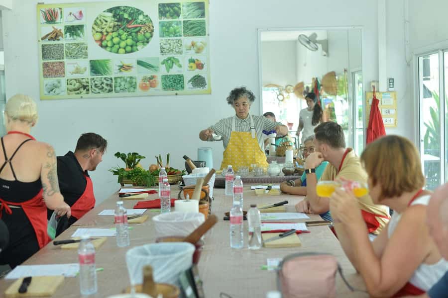 Phuket: Half Day Thai Cooking Experience with Market Tour - Two hours in the open kitchen