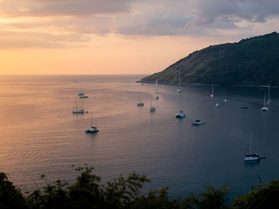 Phuket: Sunset View and Seafood Market Dinner Guided Tour - Why this Phuket evening feels different
