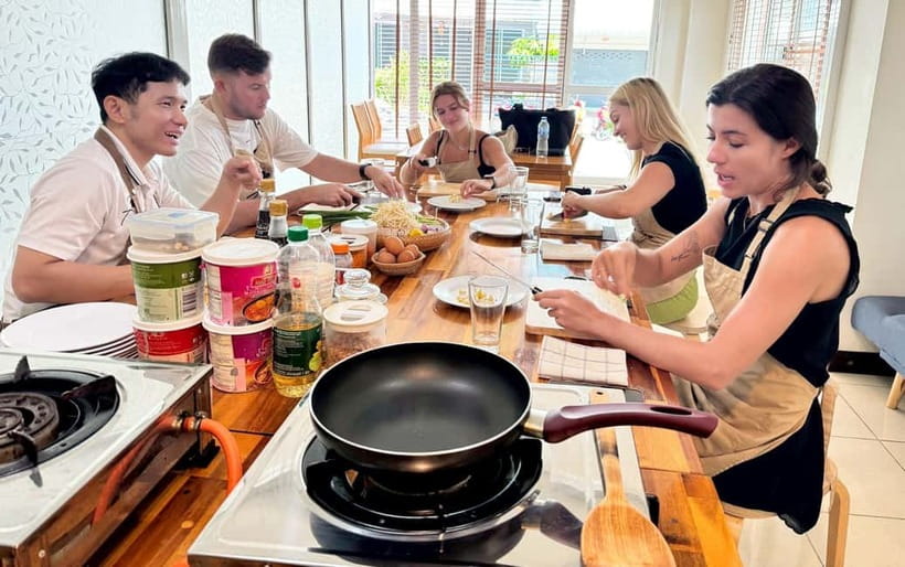 Phuket: Thai Cooking Class with 4 Dishes and Market Visit - Spring rolls or mango sticky rice