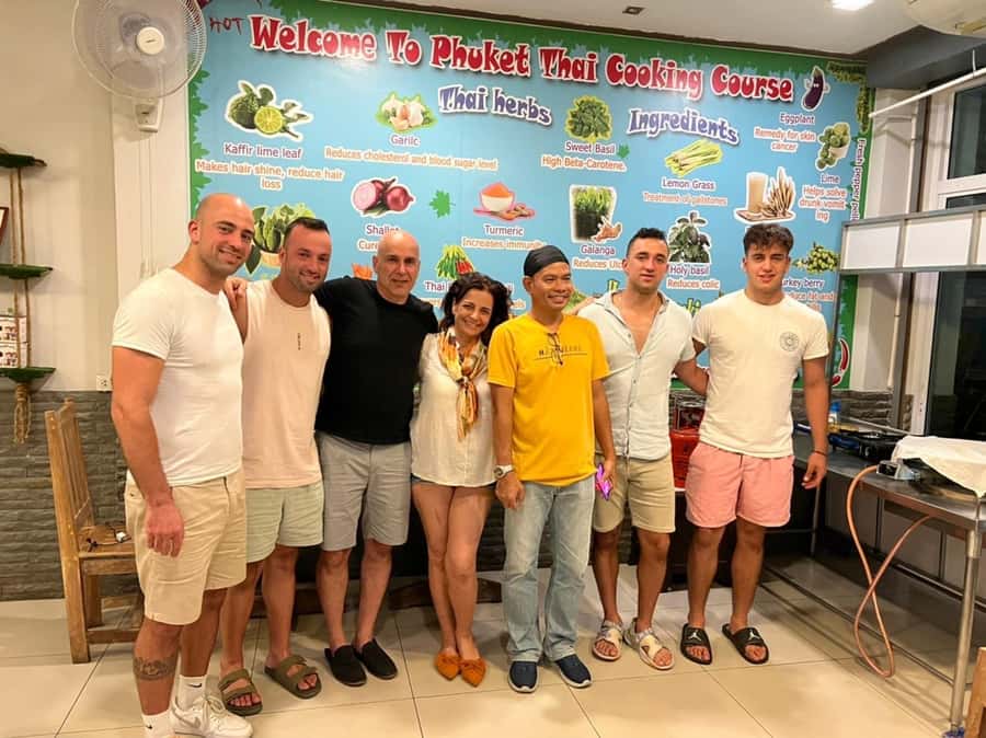 Phuket: Thai Cooking Class with Market Tour - Key points to know before booking