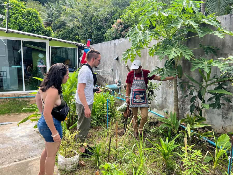 Phuket: Thai Cooking Class with Market Tour - Why Wooddy Kitchen makes a good Phuket food experience