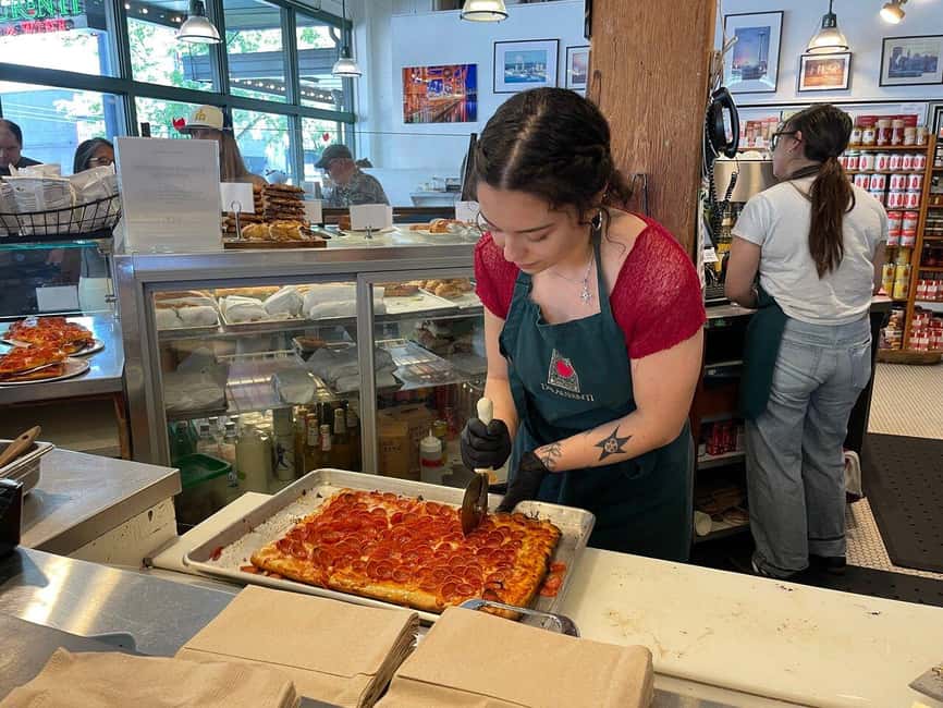 Pike Place Market: Meet the Market - Food and Fun Tour - Sonic John’s insider view
