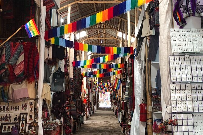 Pisac Indian Market and Ollantaytambo Fortress with Lunch - Pisac Market: Shopping With a Cultural Layer