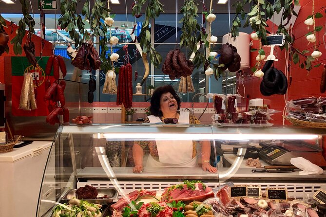 Porto Local Market Visit & Cooking Class / Showcooking - How hands-on is the cooking class?