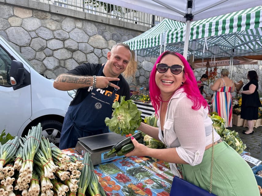Prague: Farmers Market and Brunch Class with Celebrity Chef - A Saturday morning at Náplavka Market