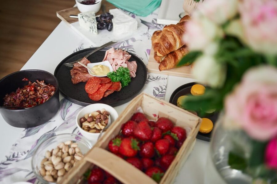 Prague: Farmers Market and Brunch Class with Celebrity Chef - Who should book this morning