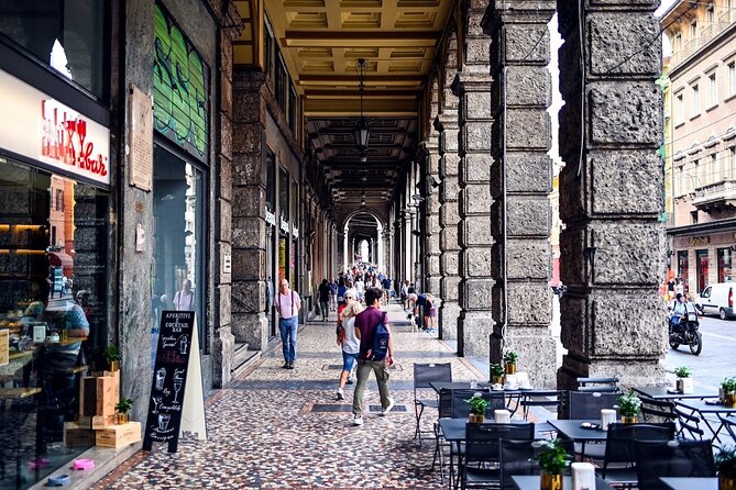 Private Bologna Food & Market Tour with 6 Tastings & Wine - Is $405.14 per person a fair price?