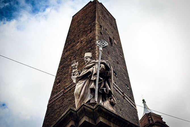 Private Bologna Food & Market Tour with 6 Tastings & Wine - Dietary needs, children, and practical limits
