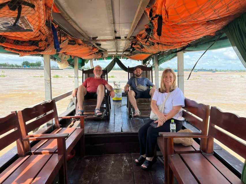 Private Cai Rang Floating Market & My Tho Boat tour 1 Day - The shaded rowing boat and island ride